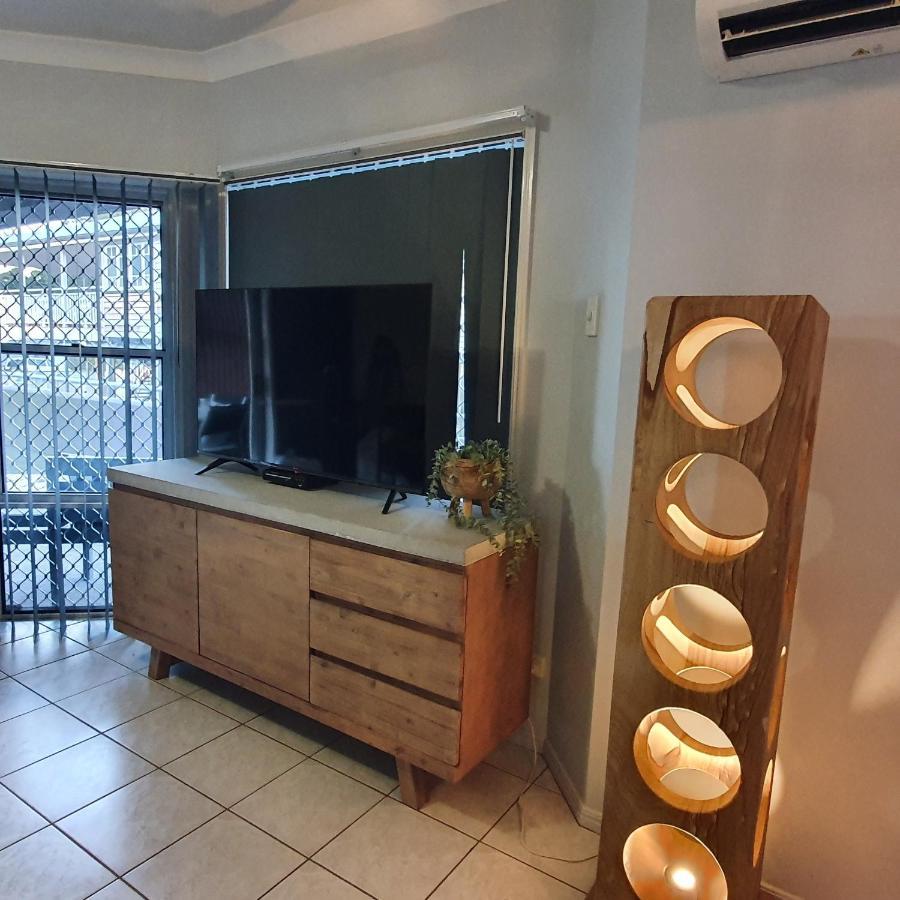 Villa Venezia Apt 3 - Spacious Hervey Bay Beachfront Apartment Ngoại thất bức ảnh